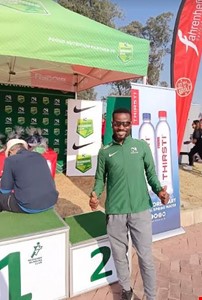 NIKETHISTIWATER.JPG