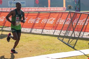 OmdieDam50km2022winner-JonasMakhele(2).jpg
