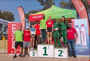 PRIZEGIVING02.JPG