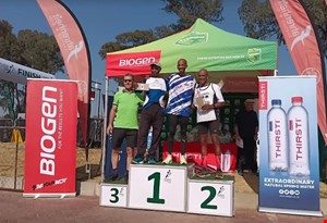 PRIZEGIVING11.JPG